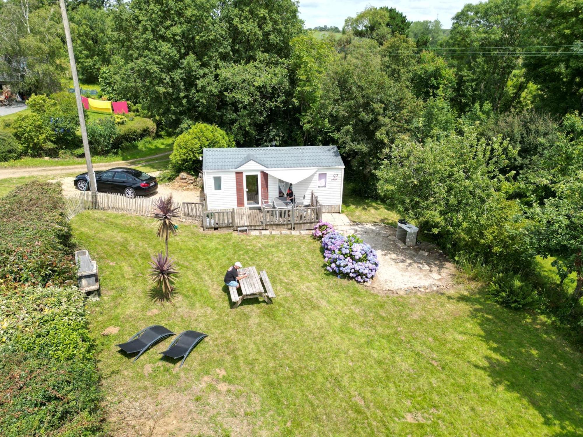Mobil-Home A La Campagne Le Faou Exteriér fotografie
